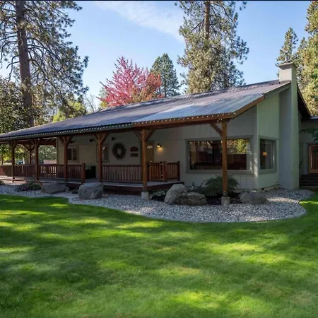 Riverside Cabin Home